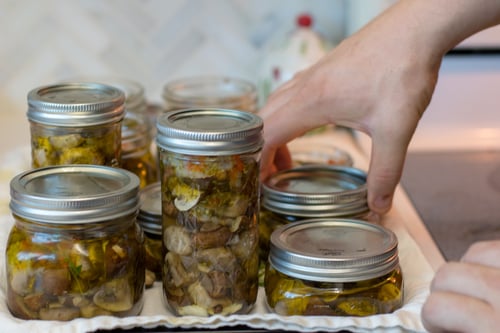 canned-marinated-mushrooms-18.jpg