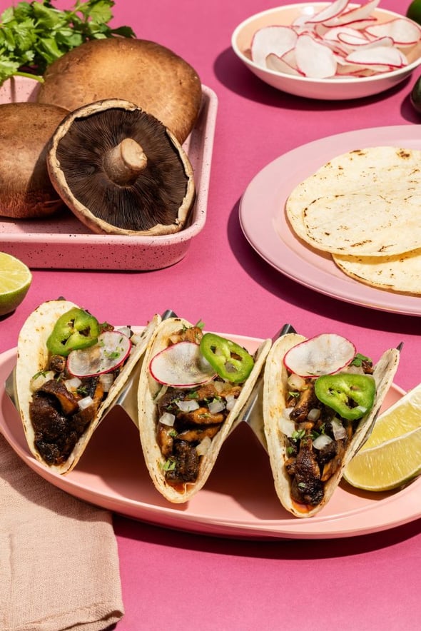 MONTEREY-MUSHROOMS-SHREDDED-MUSHROOM-CARNITAS-683x1024